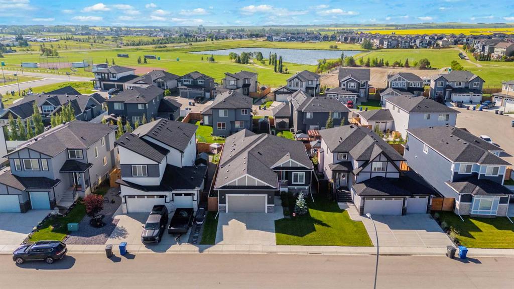 1366 Lackner Boulevard , A2240867, Alberta,