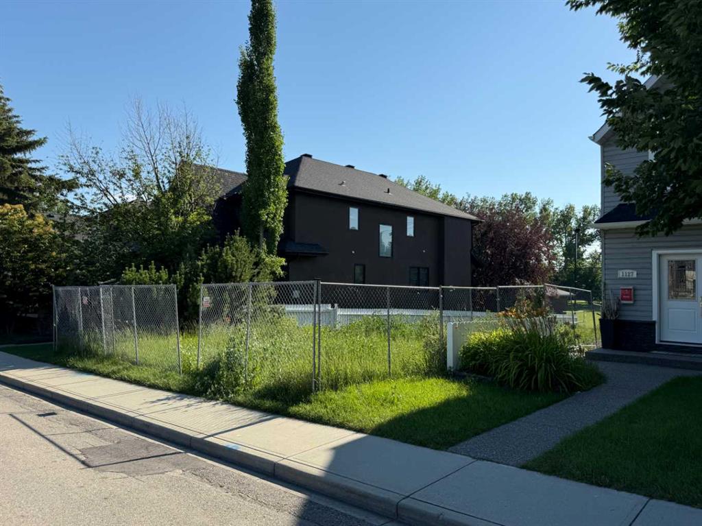 1125 7A Street NW, A2240886, Alberta,