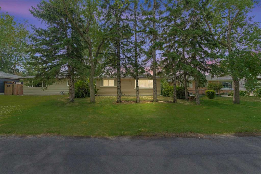 3240 33A Avenue SE, A2240929, Alberta,