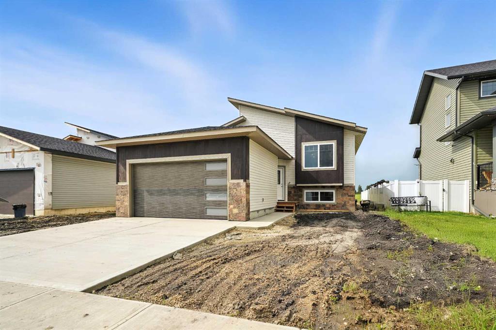 62 Metcalf Way , A2240945, Alberta,
