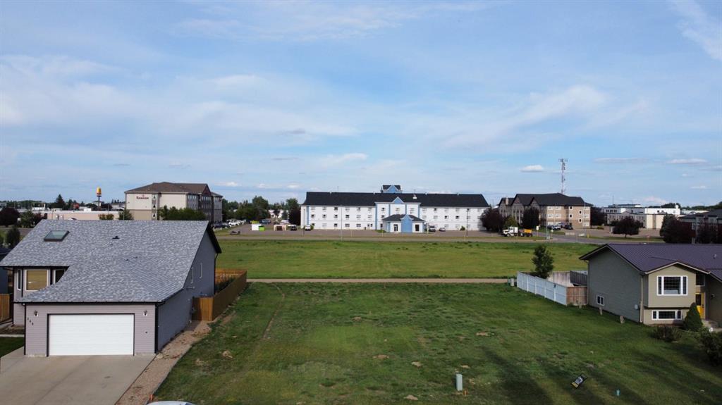 Second View of 132 Upland Avenue W, Uplands, Brooks, Alberta, T1R1M9