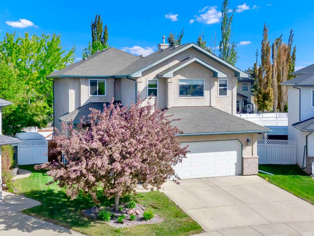 166 Asmundsen Avenue , A2241037, Alberta,