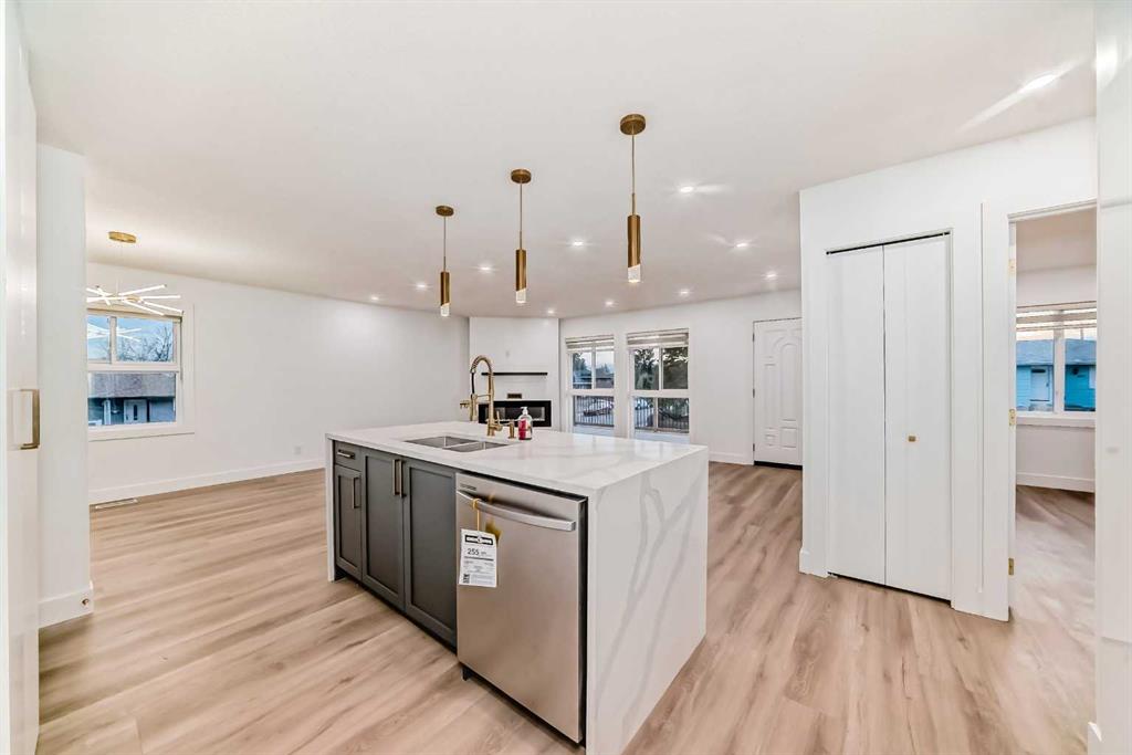 304 Huntbourne Hill NE, A2241095, Alberta,