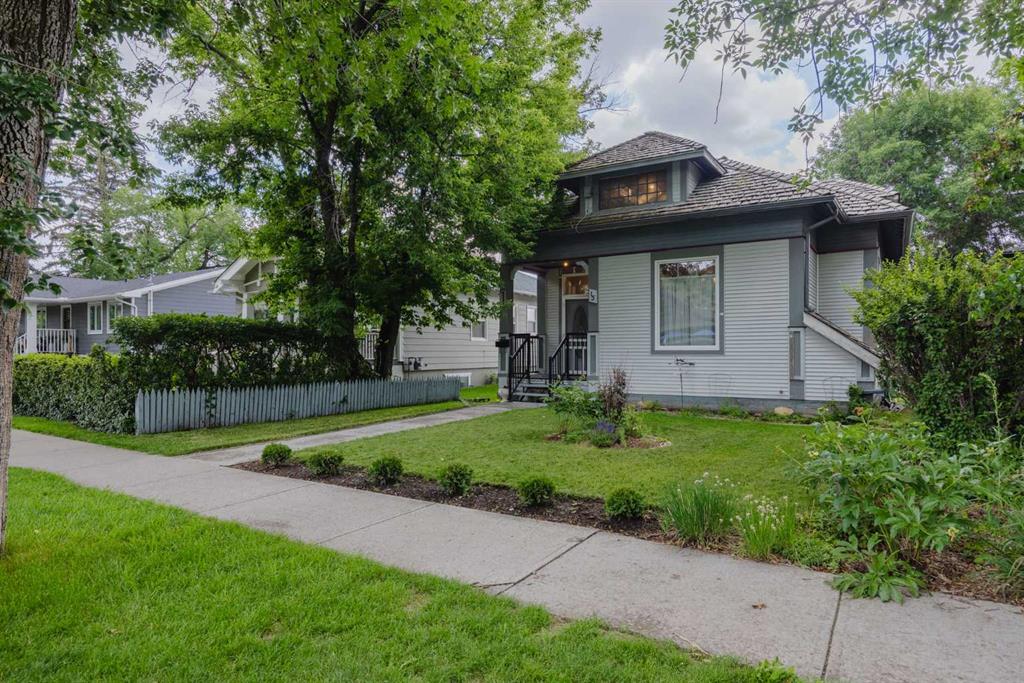 Fourth View of 15 Elma Street W, NONE, Okotoks, Alberta, T1S 1J7