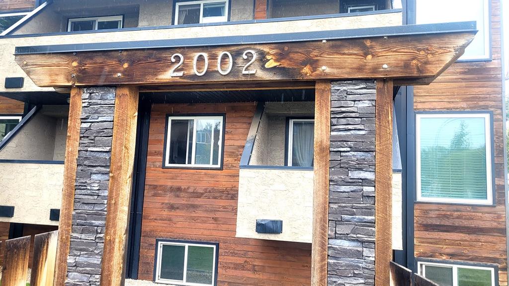 Third View of 7, 2002 11 Avenue SW, Sunalta, Calgary, Alberta, T3P0P1