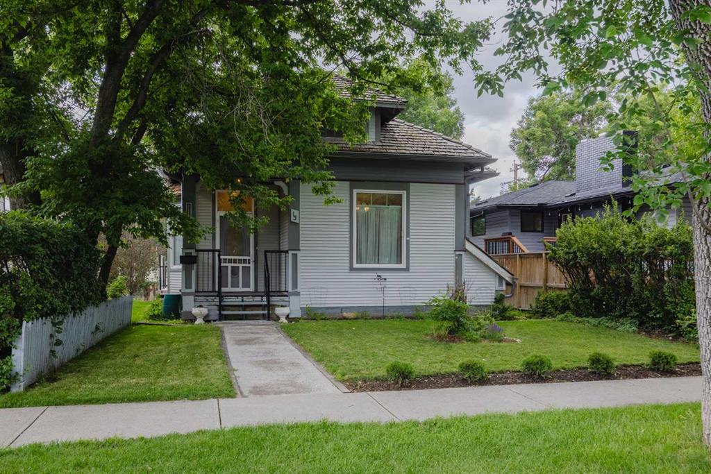 15 Elma Street W, A2241221, Alberta,