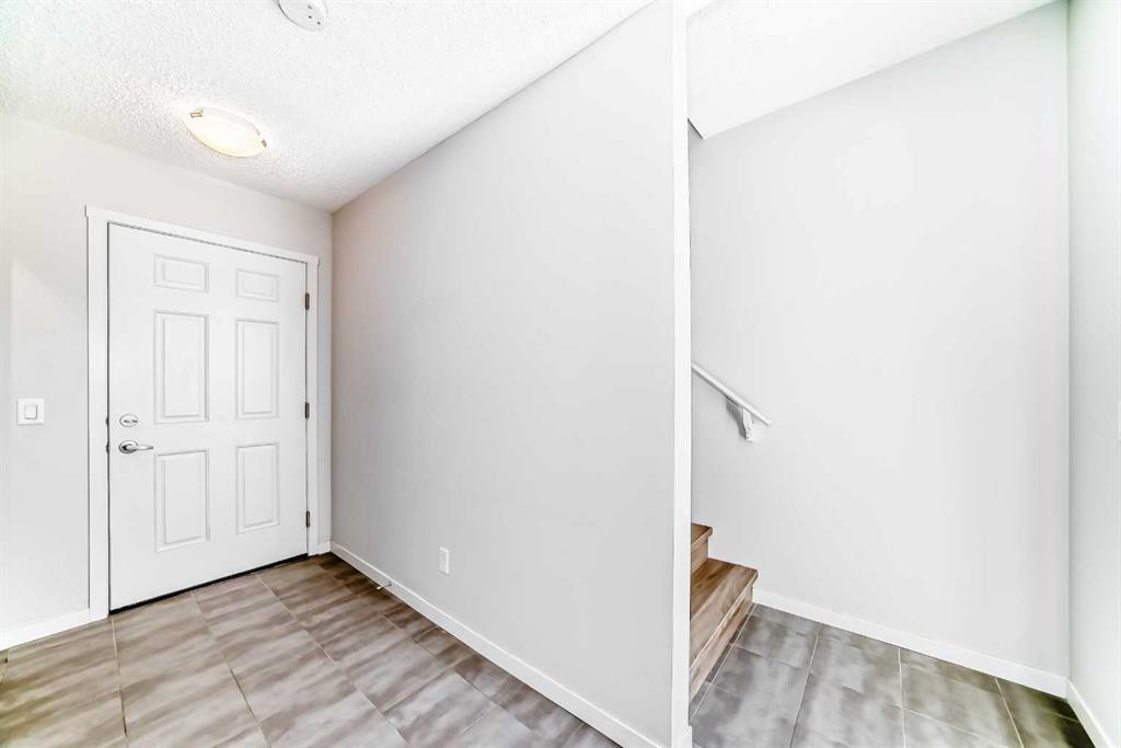 Fifth View of 59 Nolanlake Cove NW, Nolan Hill, Calgary, Alberta, T3R0Z7