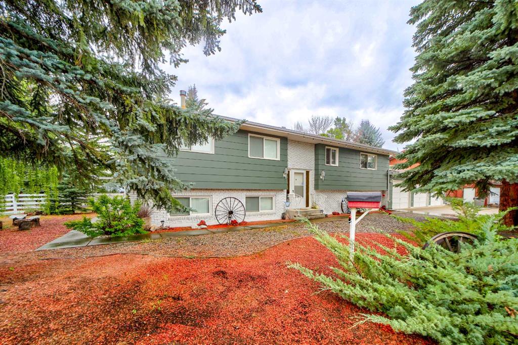 23 MOUNTVIEW Place , A2241243, Alberta,