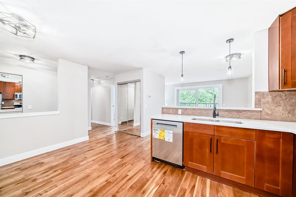 Fifth View of 5301, 27 Grier Place NE, Greenview, Calgary, Alberta, T2K 5Y5