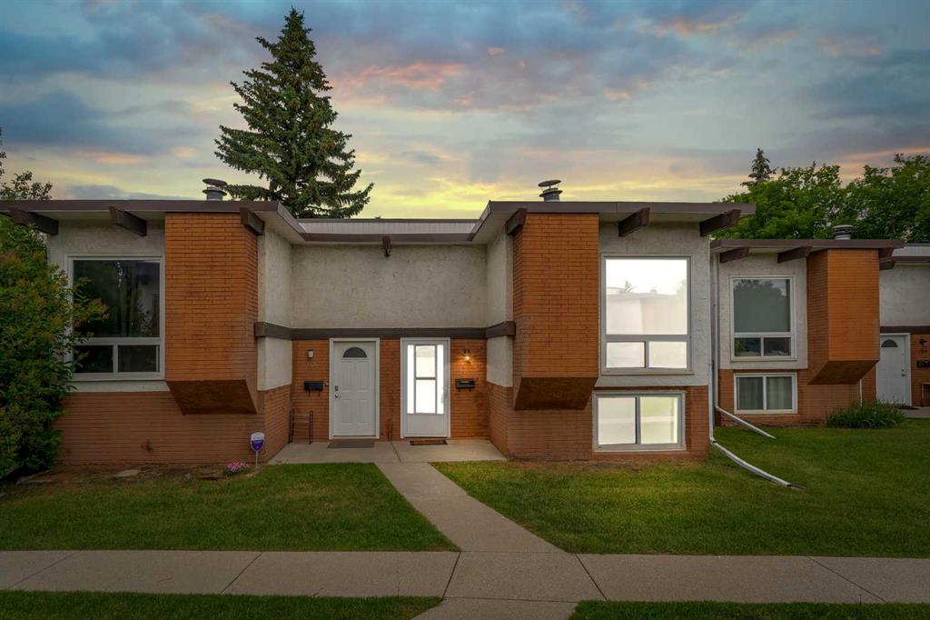 105 Pinemont Bay NE, A2241317, Alberta,