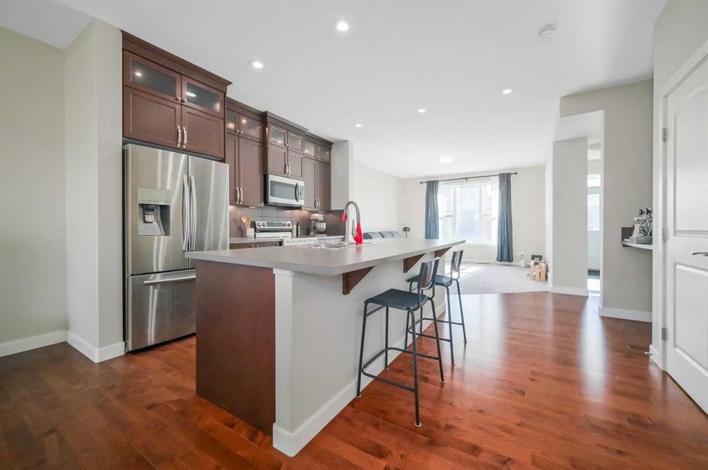 60 Legacy Crescent SE, A2241387, Alberta,