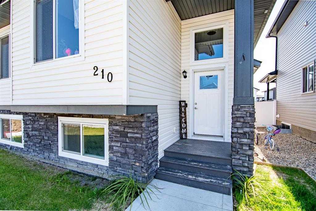 Third View of 210 Livingston Close , Laredo, Red Deer, Alberta, T4R 0S8