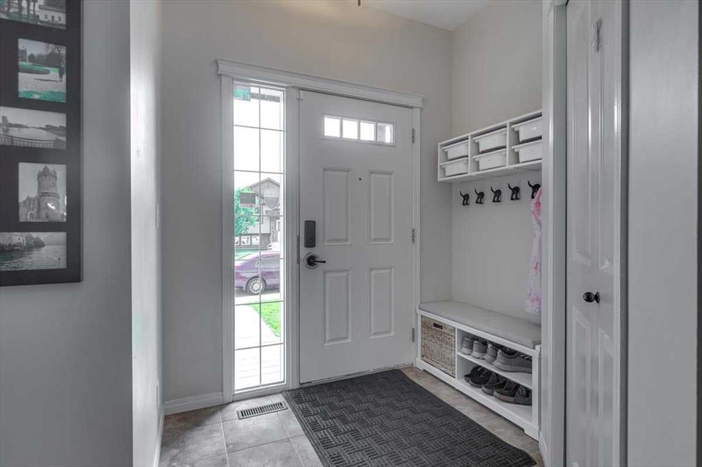 Fourth View of 91 Cooper Close , Clearview Ridge, Red Deer, Alberta, T4P 0G7