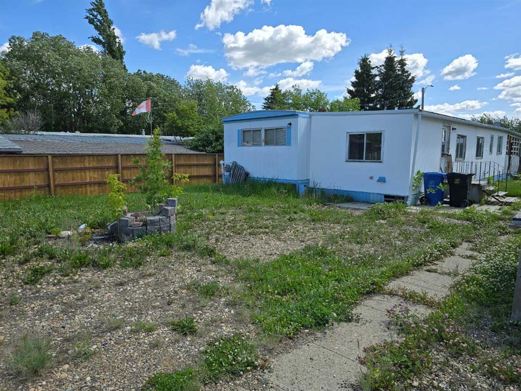 Fifth View of 25 Huston Drive  , NONE, Grimshaw, Alberta, T0H 1W0