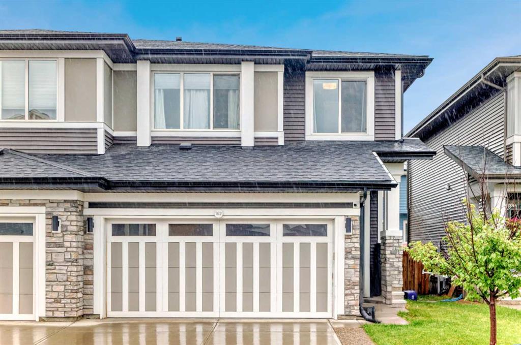 162 Kingfisher Crescent SE, A2241458, Alberta,