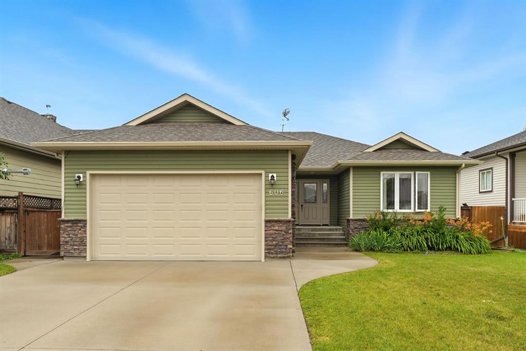 606 Centennial Avenue , A2241469, Alberta,