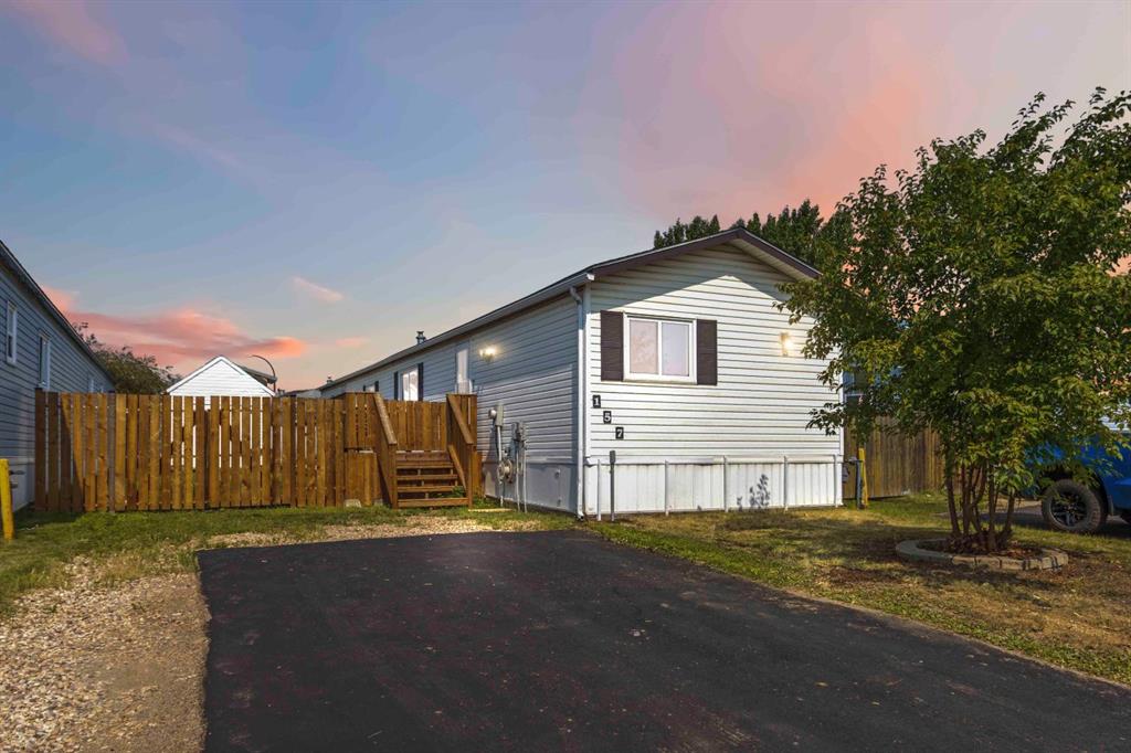 157 Couture Lane , A2241497, Alberta,