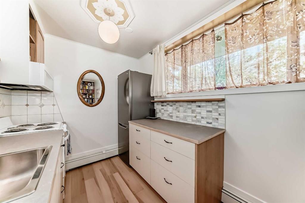Third View of 101, 701 3 Avenue NW, Sunnyside, Calgary, Alberta, T2N 0J3