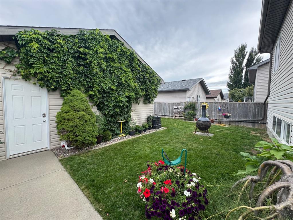 Third View of 335 lynx Crescent N, Uplands, Lethbridge, Alberta, T1H 6X7