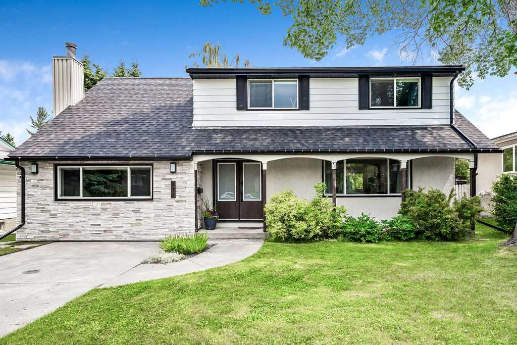 Third View of 976 Canaveral Crescent SW, Canyon Meadows, Calgary, Alberta, T2W 1N5