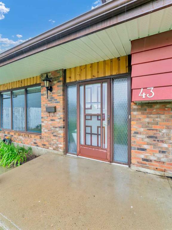 43 Hamilton Court NE, A2241685, Alberta,