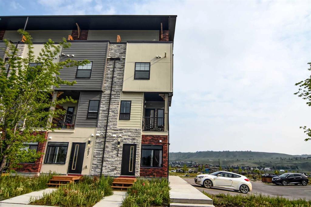 Fourth View of 308, 156 Park Street , Greystone, Cochrane, Alberta, T4C 2B8