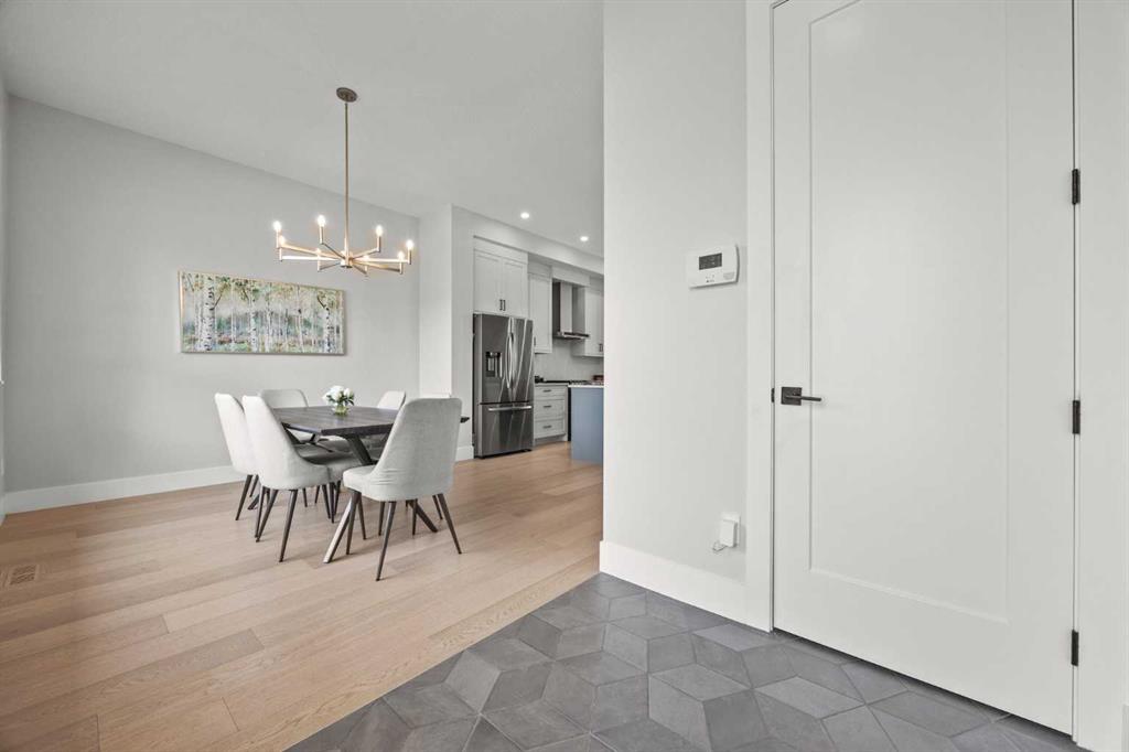 Fifth View of 525 21 Avenue NW, Mount Pleasant, Calgary, Alberta, T2M 1J8