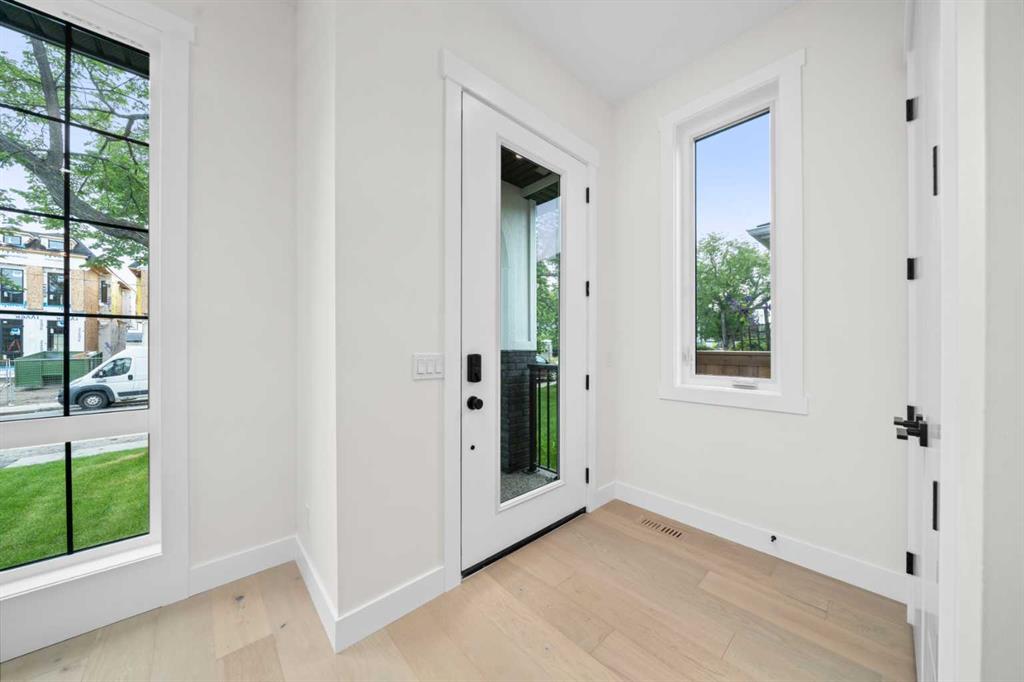 Fourth View of 1728 19 Avenue NW, Capitol Hill, Calgary, Alberta, T2M 1B3