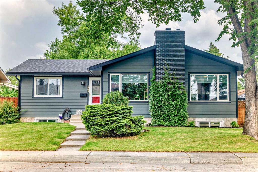 Second View of 5008 Rundleview Road NE, Rundle, Calgary, Alberta, T1Y 1J4