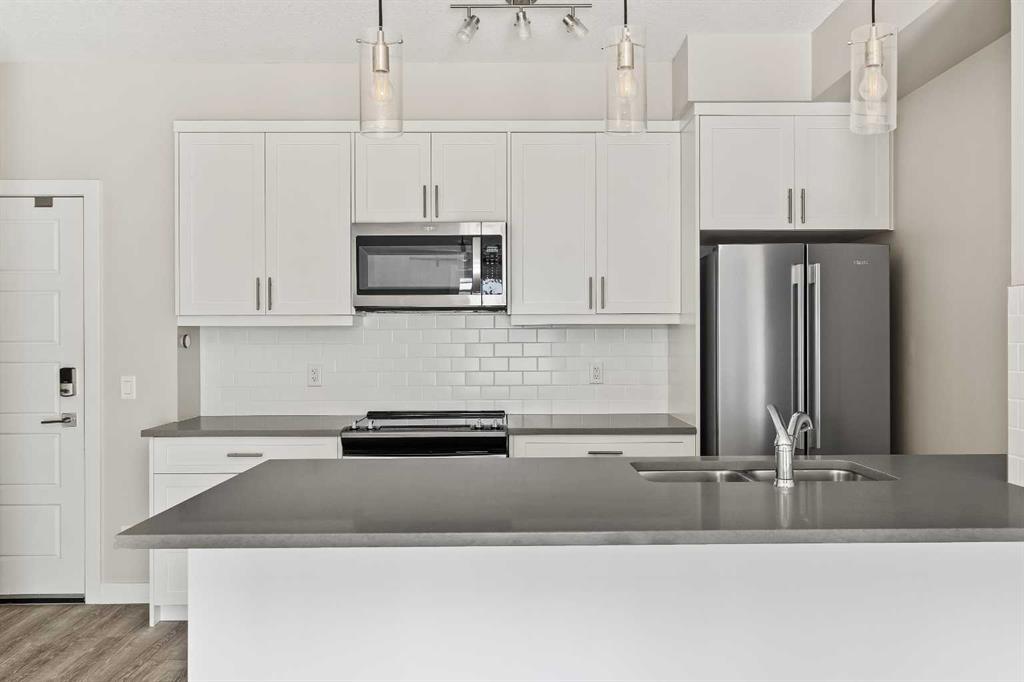 Fifth View of 206, 100 Auburn Meadows Manor SE, Auburn Bay, Calgary, Alberta, T3M 3H2