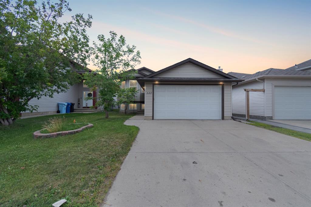 137 Fox Crescent , A2241926, Alberta,