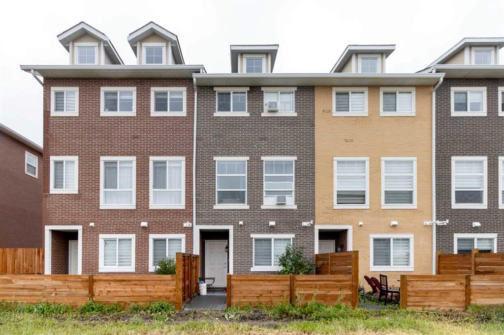 44, 248 Kinniburgh Boulevard , A2241951, Alberta,