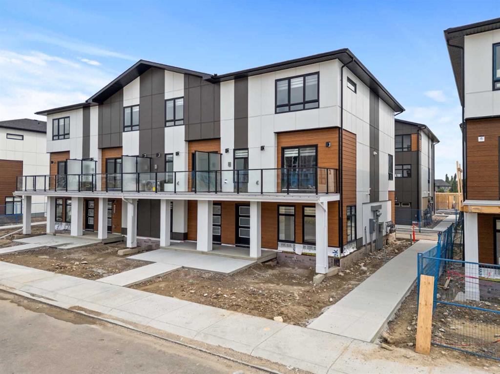 Third View of 8317 8 Avenue SW, West Springs, Calgary, Alberta, T3H 4C6