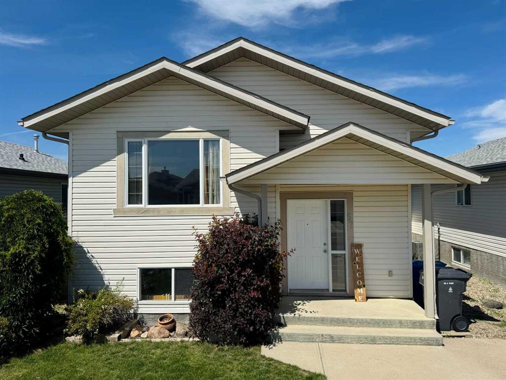 67 Cowichan Court W, A2242021, Alberta,