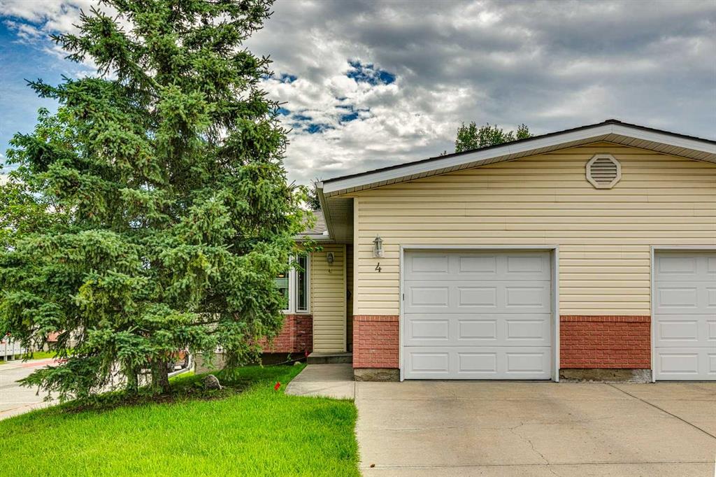 4 Dovista Court SE, A2242147, Alberta,