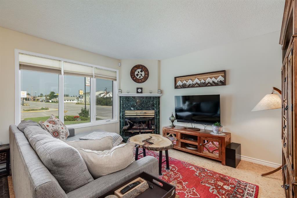 Fifth View of 1917 17 Street , NONE, Didsbury, Alberta, T0M 0W0