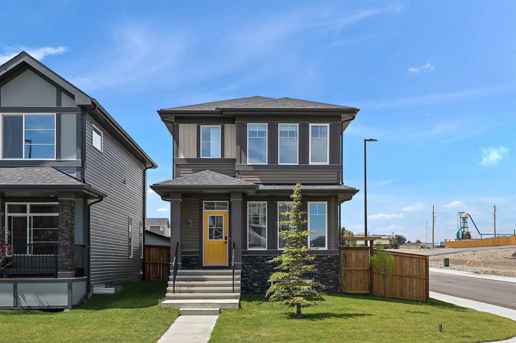 77 Shale Avenue , A2242214, Alberta,