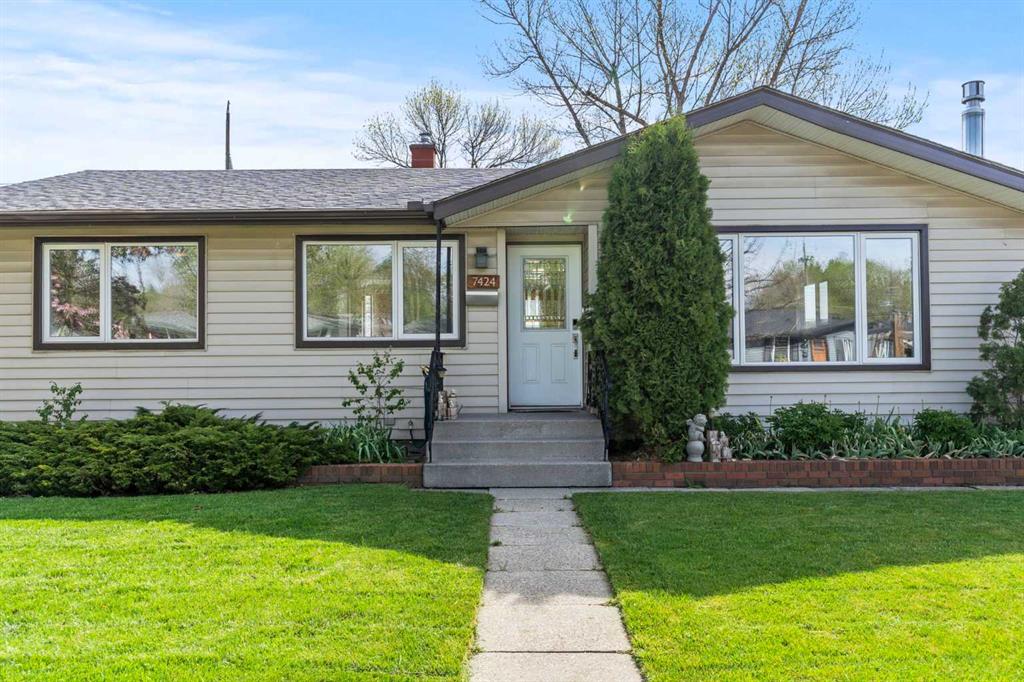 Third View of 7424 Fleetwood Drive SE, Fairview, Calgary, Alberta, T2H 0X1