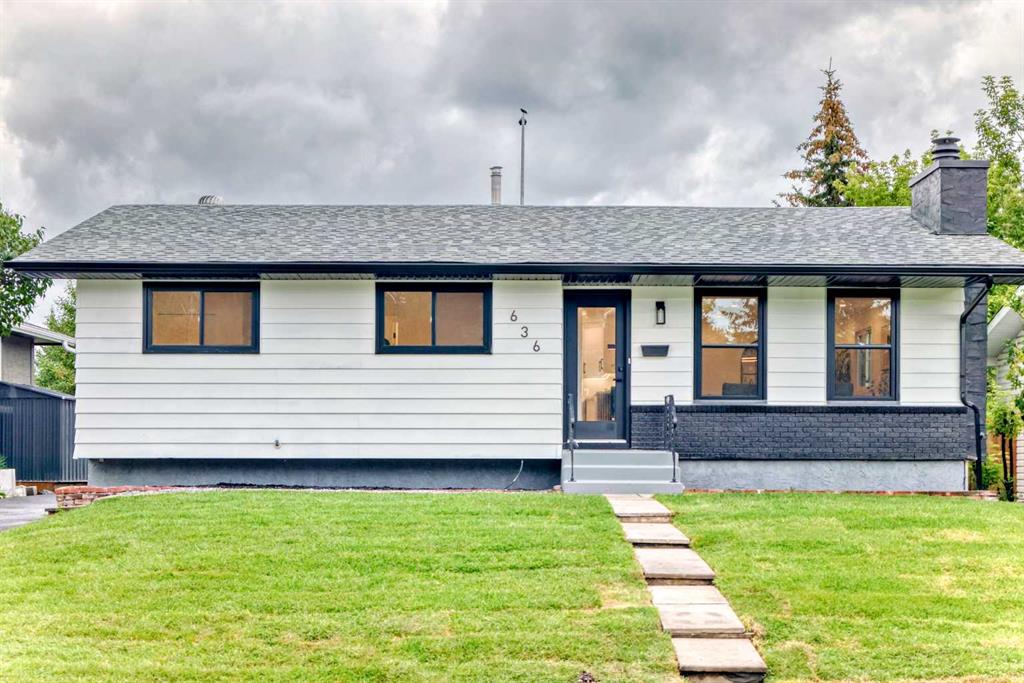 Third View of 636 Cedarille Way SW, Cedarbrae, Calgary, Alberta, T2W 2G7