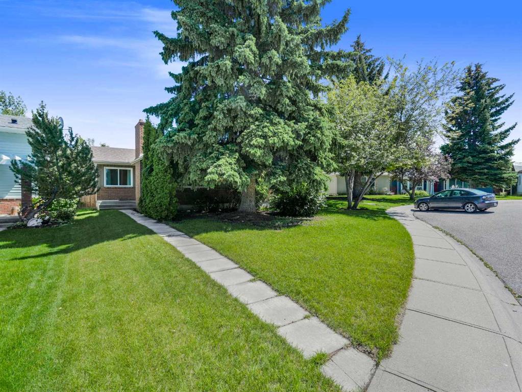 47 Sunhurst Court SE, A2242245, Alberta,