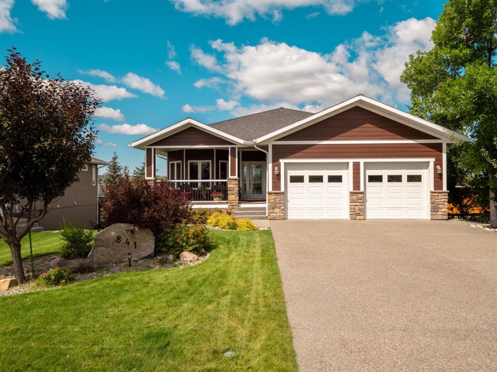 841 1 Street W, A2242283, Alberta,