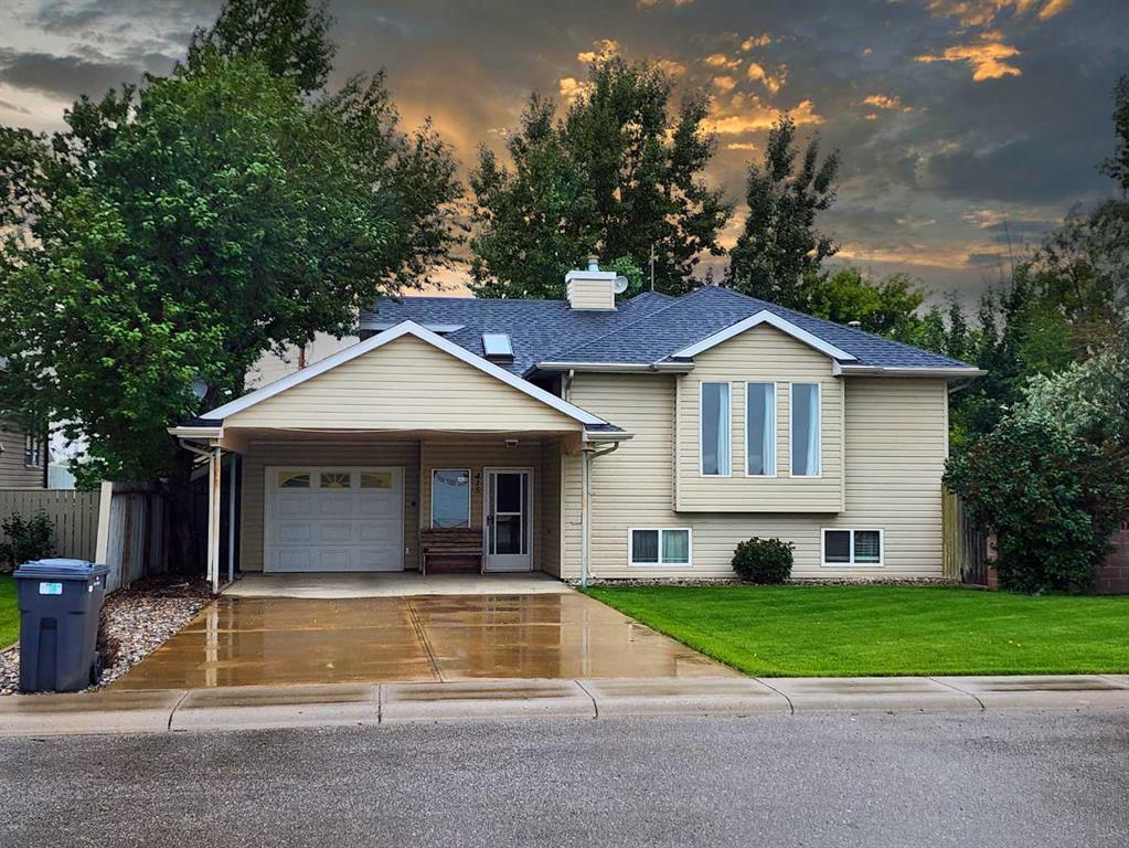 415 Rubie Street , A2242325, Alberta,