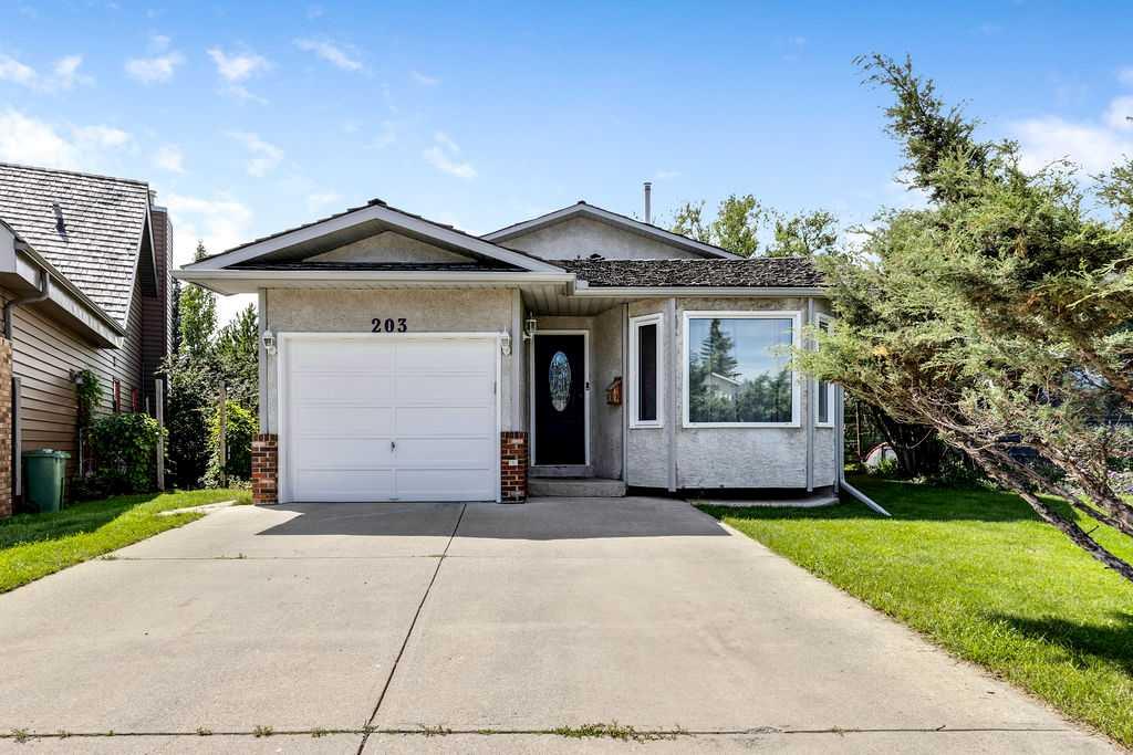 203 Welch Place , A2242329, Alberta,