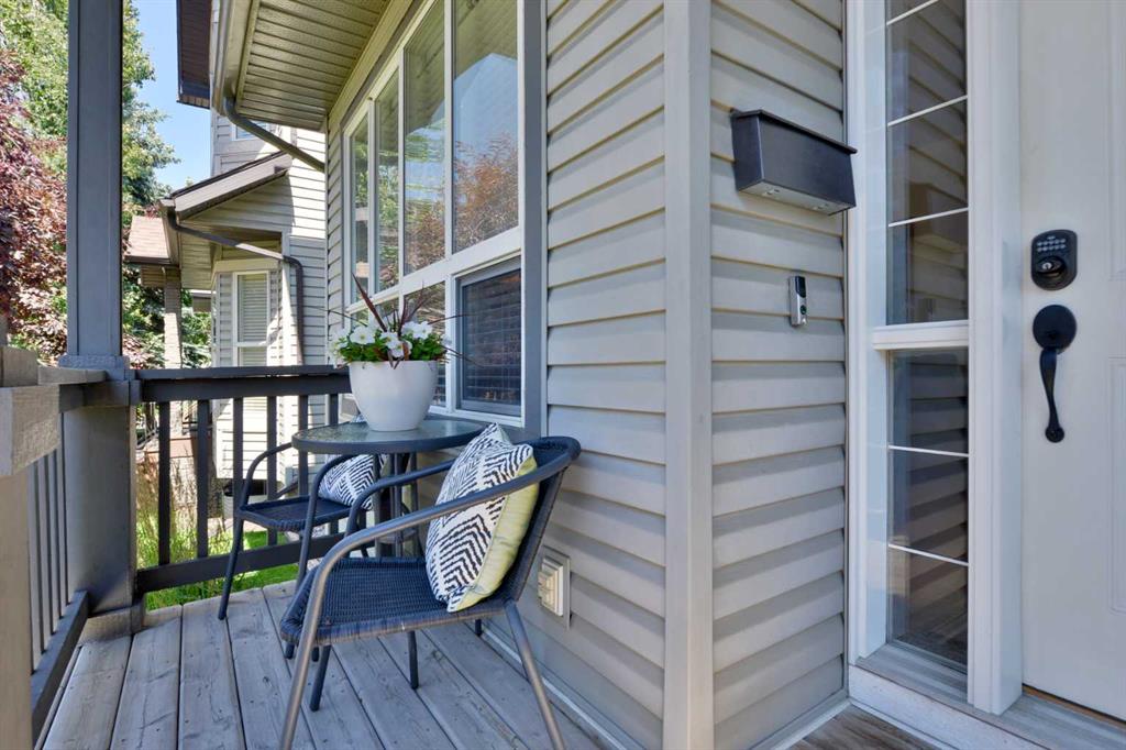 Fourth View of 2508 17 Street SE, Inglewood, Calgary, Alberta, T2G 3V9