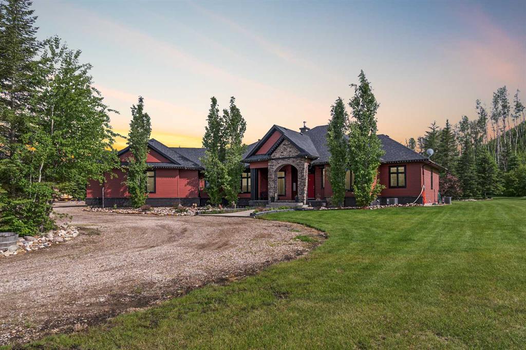5747 Draper Road , A2242352, Alberta,