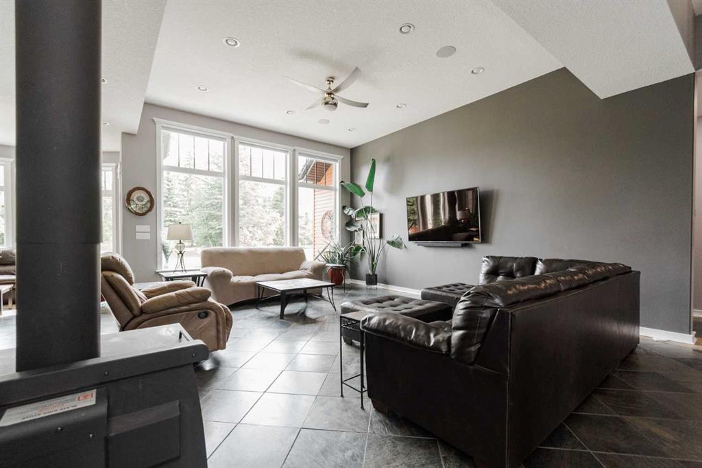 Fifth View of 5747 Draper Road , Waterways, Fort McMurray, Alberta, T9H 0K7