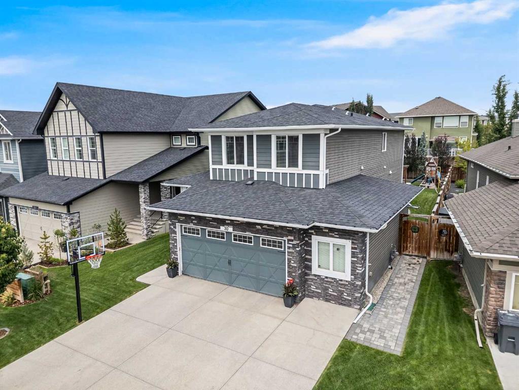 30 Mount Rae Heights , A2242405, Alberta,