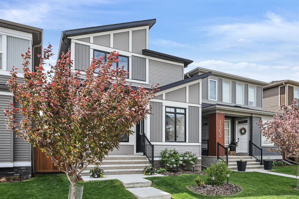 Third View of 119 Wolf Creek Manor SE, Wolf Willow, Calgary, Alberta, T2X 4A1