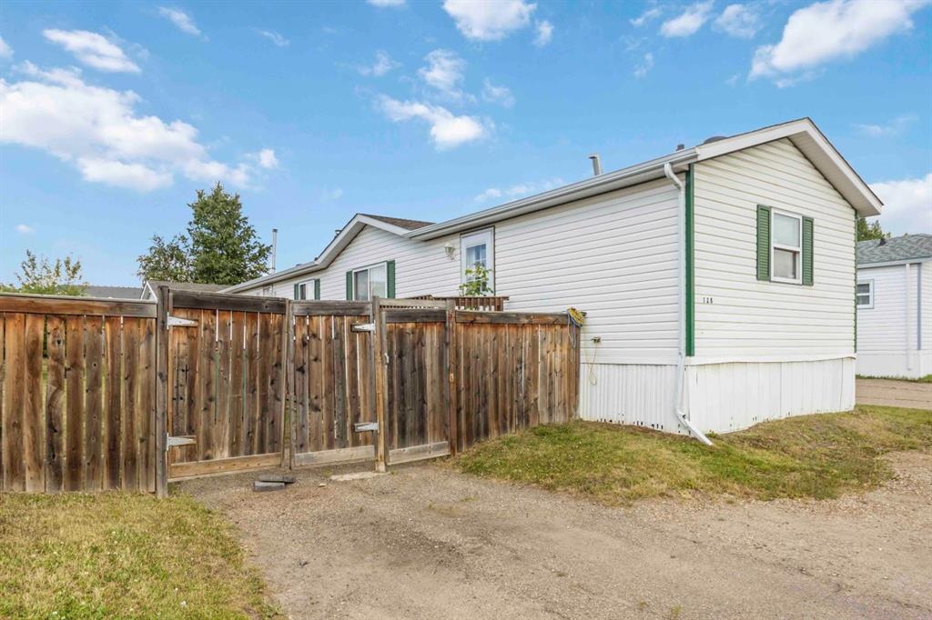 128 Caouette Crescent , A2242409, Alberta,