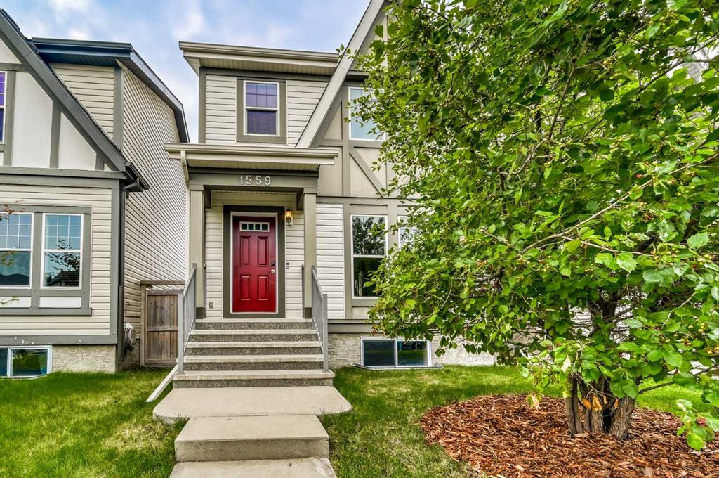 Third View of 1559 New Brighton Drive SE, New Brighton, Calgary, Alberta, T2Z 0S9